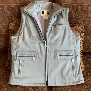 Rave 4 Real silver vest medium